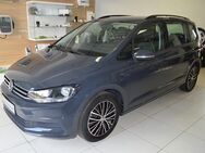 VW Touran, 2.0 TDI Comfortline, Jahr 2020 - Frankfurt (Main)