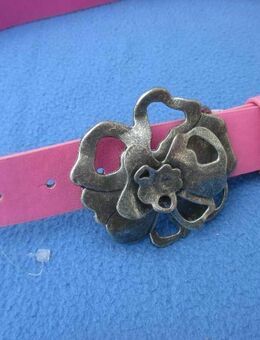 NEU mit ETIKETT * 3D * Romantik * Blumen * Blüte * Flower- Power * Schmuck * Schnalle * Leder * Taillien * Gürtel * im Boho- Style "BIBA by ESCADA" antik- Silber * pink * - Riedlingen