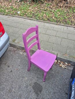 Stuhl LILA aus Kiefernholz - sehr stabil - Essen