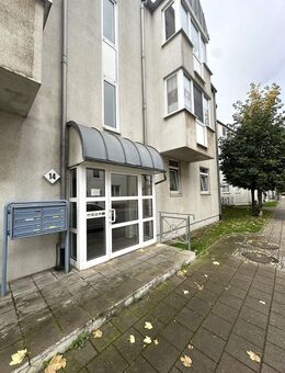 ++In Sanierung!!! "2-RW mit großem Balkon++ - Bitterfeld-Wolfen
