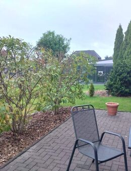 Willkommen zu Hause! Gepflegtes Einfamilienhaus mit Gartenidylle, Werkstatt und Platz für die ganze Familie in Groß Oesingen - Groß Oesingen