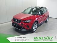 Seat Arona, FR 4-Jah VZE Digi BlindSpot vo hi LichtAssist SpurAssist Connect 4xEFH Ladeboden Armlehne Metallic, Jahr 2022 - Beilngries