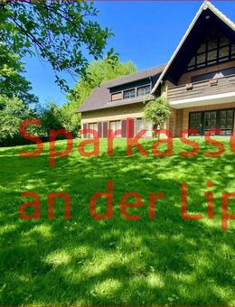 Werne-Stockum: Zweifamilienhaus aufgeteilt in 2 ETW mit ca. 2.500 m² großem Grundstück - Werne