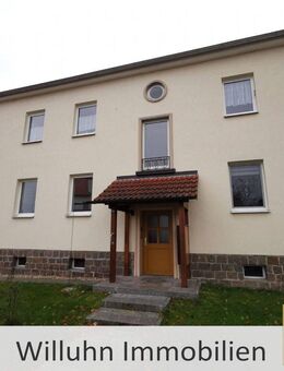 Süße 2-Raum-Dachgeschoß-Wohnung mit Einbauküche und Tageslicht-Wannenbad - Neukieritzsch