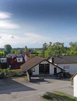 Charmantes Maisonette-Domizil 4,5 Zimmer mit Galerie, Garten und traumhaftem Ausblick in Maisach - Maisach