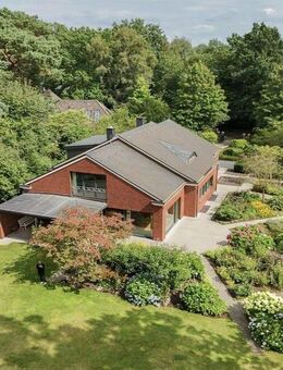 Exklusive Architektenvilla mit 2.759m² Grundstück in bevorzugter Wohnlage - Pinneberg