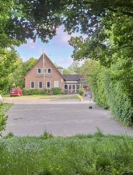 Wohnen in der alten dänischen Schule - etwas wirklich Besonderes! - Neukirchen (Landkreis Nordfriesland)
