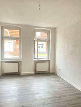 geräumige 2 Zi WHG mit Tageslichtbad - Aschersleben