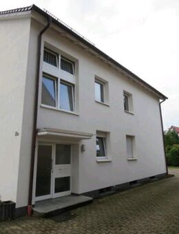 Schöne Dachgeschoss-Eigentumswohnung mit Balkon in 33613 Bielefeld-Schildesche - Bielefeld
