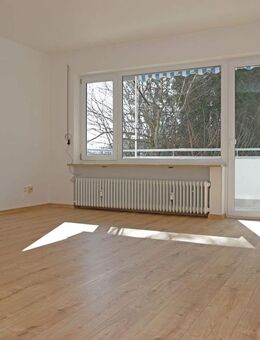 helle, geräumige 3-Zi-Whg. mit EBK, Hochparterre in ruhiger Lage in Traunstein - Traunstein