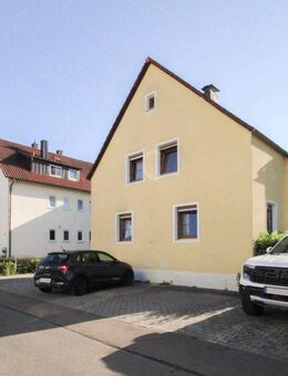 Die Sonne genießen: Renovierungsbedürftiges EFH mit mehreren Monteurszimmern mit idyllischen Garten - Schwandorf