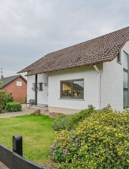 Wohnen mit Weitblick - Haus mit vielseitigen Nutzungsmöglichkeiten - Kirchhain