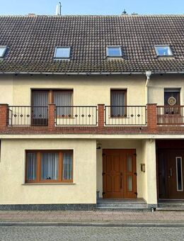 Reihenmittelhaus mit Gartenidylle im Stadtkern von Wittenberge - nur wenige Schritte von der Elbe entfernt - Wittenberge