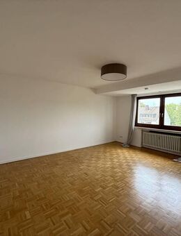 Schöne Zwei-Raum-Wohnung mit Wohnküche mitten in Rüttenscheid! - Essen