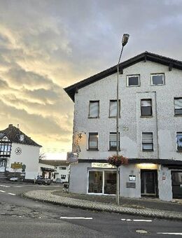 Großzügige helle 3-Zimmer-Wohnung 98 m² Wfl in Flammersfeld zentrale Lage mit Garage +PKW-Stellplatz - Flammersfeld
