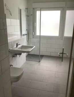 3-Zimmer Wohnung mit Balkon im Erdgeschoss! - Bielefeld