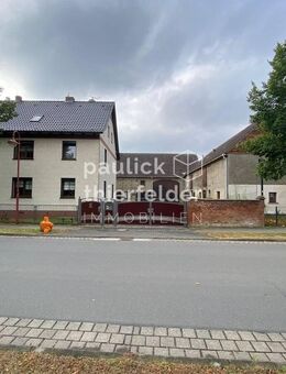 Ehemaliger Dreiseithof mit großem Gutshaus in gutem Zustand - Dommitzsch