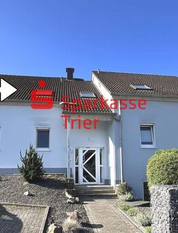 Gemütliche Dachgeschosswohnung mit Balkon in ruhiger Lage von Kenn - Kenn