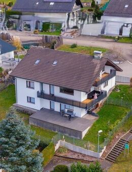 Vielseitiges Einfamilienhaus in idyllischer Lage - perfekt für Familien oder mehrere Generationen - Gernsbach