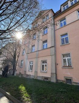 In Renovierung I Moderne Einbauküche I Tageslichtbad mit Badewanne I Abstellraum - Dresden