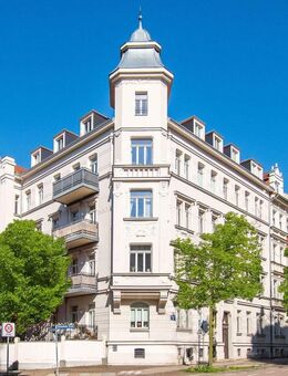 ALTBAUCHARME IN LEIPZIG-GOHLIS // Gehobene 3-Raum-Wohnung mit Balkon und Parkettboden - Leipzig