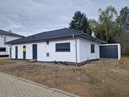 Erstbezug, super Gelegenheit, 105.000€ unter Entstehungskosten*, wg. Trennung, freist. Niedrigenergie-Bungalow, Tüddern Nähe Naherholungsgebiet - Selfkant