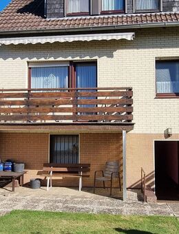 Garbsen OT Osterwald-Unterende ---- Gelegenheit!!! Gepfl. DHH mit schönem Garten und Garage - Garbsen