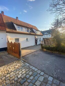 Attraktives Immobilienpaket: 3 Wohnungen in einer DHH - Fürth