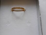 Damen 333 Gelbgold Ring mit 8 Zirkonnia Steine mit 18mm(55) Innendurchmesser - Ravensburg