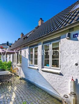 RESTAURIERTES UNIKAT - FISCHERHAUS MIT GESCHICHTE UND CHARME IM TREPPENVIERTEL - Hamburg