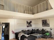 Der Himmel zum Greifen nah - Galerie-Maisonette-Wohnung mit Loggia - Wuppertal