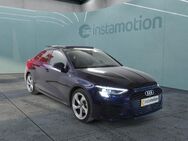 Audi A3, Lim 35 TFSI 2x S-Line Black Style, Jahr 2023 - München