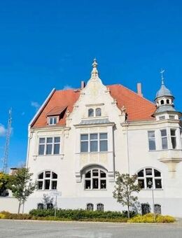 Schmuckstück im Zentrum von Guben: Teilvermietete und sanierte Jugendstilvilla - Guben