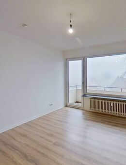 Helles Zuhause mit Balkon - frisch sanierte 3-Zimmer-Wohnung - Ratzeburg