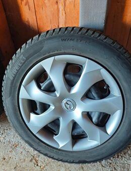 Pirelli Winterreifen 205/60/R16 96H - Überlingen