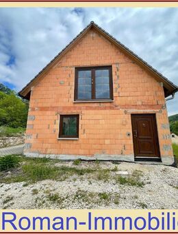 Kleines freistehendes Einfamilienhaus mit großem Baugrundstück! - Vorra