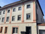 Saniertes Dreifamilienhaus im Ortskern von Ellingen ! - Ellingen