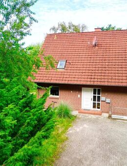 Fischerhude-Quelkh. // Neuwertiges Wohnhaus mit 2 WE u. großem Grund in gefragter ländlicher Umgebung - Ottersberg
