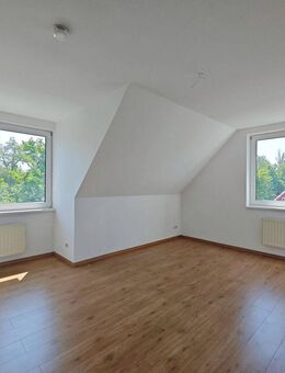 FAMILIENWOHNUNG im DACHGESCHOSS - Weißenfels