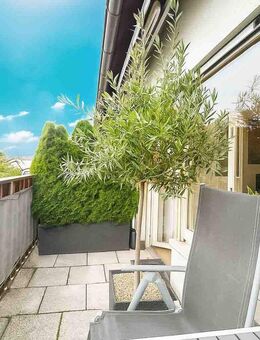 Großzügige Wohnung mit Süd-Balkon in ruhiger Lage von Zirndorf - Zirndorf