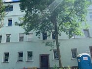 Helle 2 Zi.-Wohnung mit Balkon und EBK sucht neue Mieter - Nürnberg