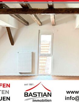 Da macht der Umzug Spaß: Kernsanierte 3,5-Zimmerwohnung in einem 2FH - alter Ortskern Hochheim! - Worms