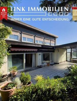 Familientraum in Leonberg - Wohlfühloase mit Kamin, Balkon und Einliegerwohnung - Leonberg (Baden-Württemberg)