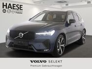 Volvo XC60, Ultimate Dark AWD B4 Diesel EU6d El Panodach Massage Sitze, Jahr 2023 - Wiesbaden Kastel