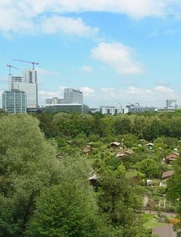 82 m² 3-Zimmer-Wohnung, Parkstadt Bogenhausen, ohne Balkon aber schön renoviert, 4.OG mit Alpenblick - München