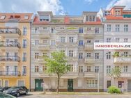 IMMOBERLIN.DE - Wunderschöne Stuck-Altbauwohnung mit Süd- + Westbalkon, Lift + effizientem Energiekonzept - Berlin
