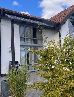 RESERVIERT!!!!!Sehr großzügiges und familienfreundliches Wohnhaus in sonniger Lage. RESERVIERT!!!!! - Niedereschach