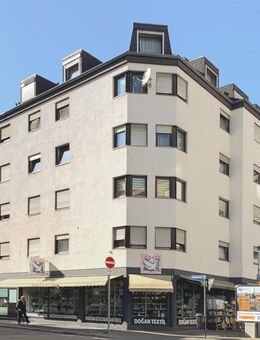 Kapitalanlage! Sehr gepflegte 2-ZKB-Dachgeschosswohnung mit Fahrstuhl in Ludwigshafen - Ludwigshafen (Rhein)