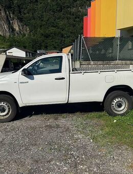 Toyota HiLux 2.4: 6 ' 000€ - Großengottern