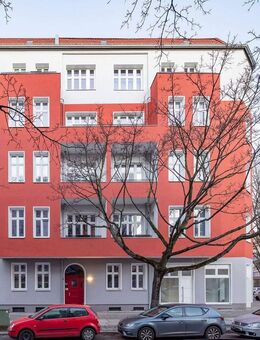 Investment in City West! Klassische 2-Zimmer Altbauwohnung mit Balkon! - vermietet! - Berlin